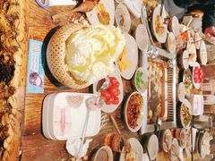 -老牌坊云南鱼豆花火锅(爱建店)