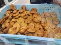 小蝴蝶酥-上海哈尔滨食品厂(淮海中路店)