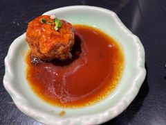 咸蛋黄狮子头-梅飞酒家(桑园路店)