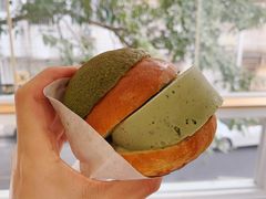 抹茶青头菠萝包-怪 kafe.