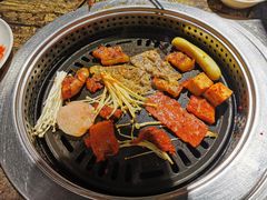-33韩式自助烧烤(环城南路店)