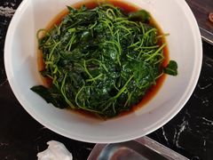 -聚红尚龙虾·烧烤·家常菜(济南路新天地店)