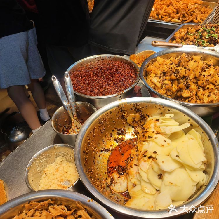 今日打卡小吃街王牌 丁家坡洋芋