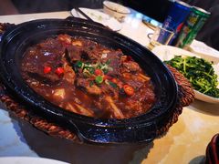 砂锅绩溪黄牛肉-魏铭鱼头捞饭(晋阳路店)