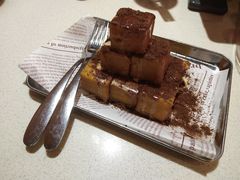-潮庭港式茶餐厅·熊仔奶茶(同济广场店)