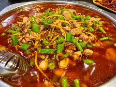 鲜锅兔-盐井记·自贡美蛙鲜锅兔(中和店)