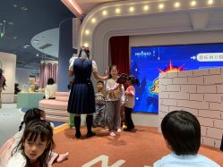 -奈尔宝家庭中心·亲子餐厅(北京东坝万达店)