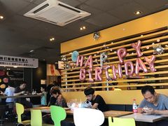 大堂-麦当劳(王顶堤店)
