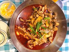 -昱龙大盆牛蛙馆(三兴街总店)