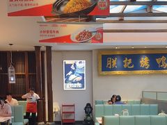 -阿瓦山寨·湘菜现炒·剁椒鱼头王(咸阳总店)