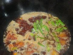 -哈尔滨烧烤·山河村铁锅炖(交大店)