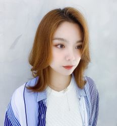 -变画·发型STUDIO