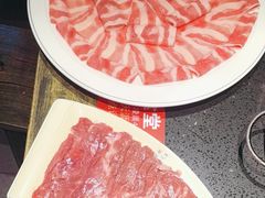 -宽板凳老灶火锅(台湾街店)
