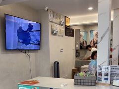 -伟伟宠物医院·CT影像中心·瑞派犬猫综合性门诊(汉口总院)