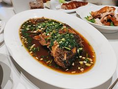 -梅利汴京烤鸭•开封豫菜地标店(东大街店)
