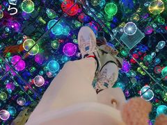 -深圳独角兽星空艺术馆