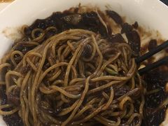 -桃园中华料理炸酱面(燕儿岛路店)