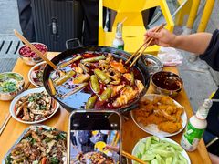 -鸿顺老铁锅美蛙鱼府(解放碑店)