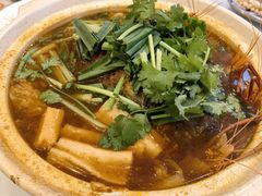 砂锅鱼头-百家班(市府店)
