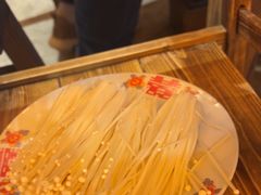 -旧街市鲜货老火锅(大光路店)