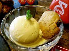 -HIGH FIVE哈福手工汉堡(桂林路店)