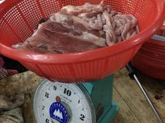 -标记美食新鲜猪杂(兴南大道店)
