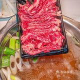 第一次吃贵州牛肉火锅，真是太惊艳啦[惊叹]