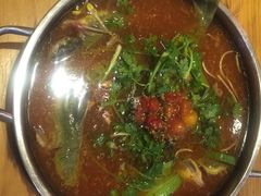 -老凯俚酸汤鱼(鸿通城店)