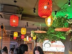 -头上红煨盐鸡·非遗院子餐厅