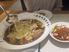 -江渔儿酸菜鱼·拔草餐厅(虎门君乐汇店)
