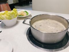 -煲王粤菜餐厅(中侨中心店)