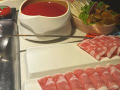 -海底捞火锅鲜切牛肉主题店(长寿路店)