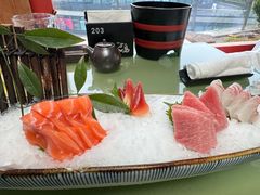 -万岛日本料理铁板烧(大宁店)