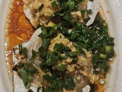 蒜蓉粉丝蒸扇贝-老头儿油爆虾·知味杭州(爱琴海购物中心)