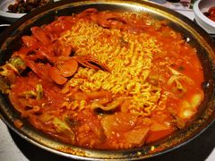 部队火锅-本家韩国烤肉(青岛万象城店)