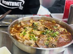 -蓉三少冒烤鸭·四川小吃集(北京首店)