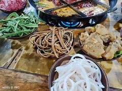-正南齊北重庆老火锅(光华村直营店)