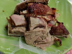 -艾力江和田馕坑烤肉店