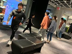 -NIKE品牌体验店(南京东路店)