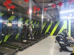 -光猪圈健身(津投广场店)