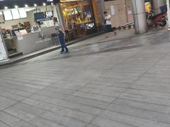 门面-渝和喵叔米线(南坪万达店)
