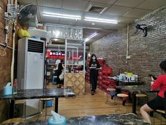 -香港风味小吃店(中英街店)