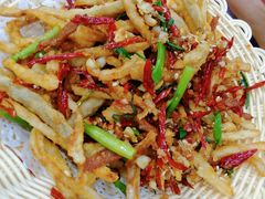 -江城燕子大排档(江汉路步行街店)