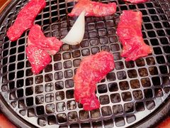 -焼肉まんぐう