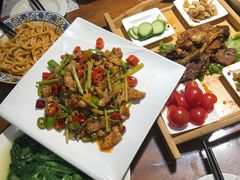 -老兰家传统烧烤炒菜泡馍(小南门店)