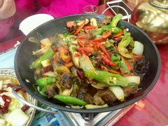 -乡土特色.冷锅鱼.牦牛肉汤锅