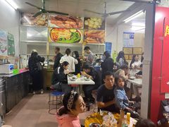 大堂-凤张螺蛳粉·爽口粉(跃进路总店)