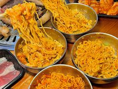 -炽城·烤肉名家(鸿达中央广场店)
