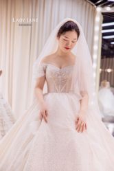 -Lady  Jane高端婚纱礼服馆