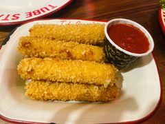 马祖里拉奶酪棒-Tubestation站点比萨(新世界大望路店)